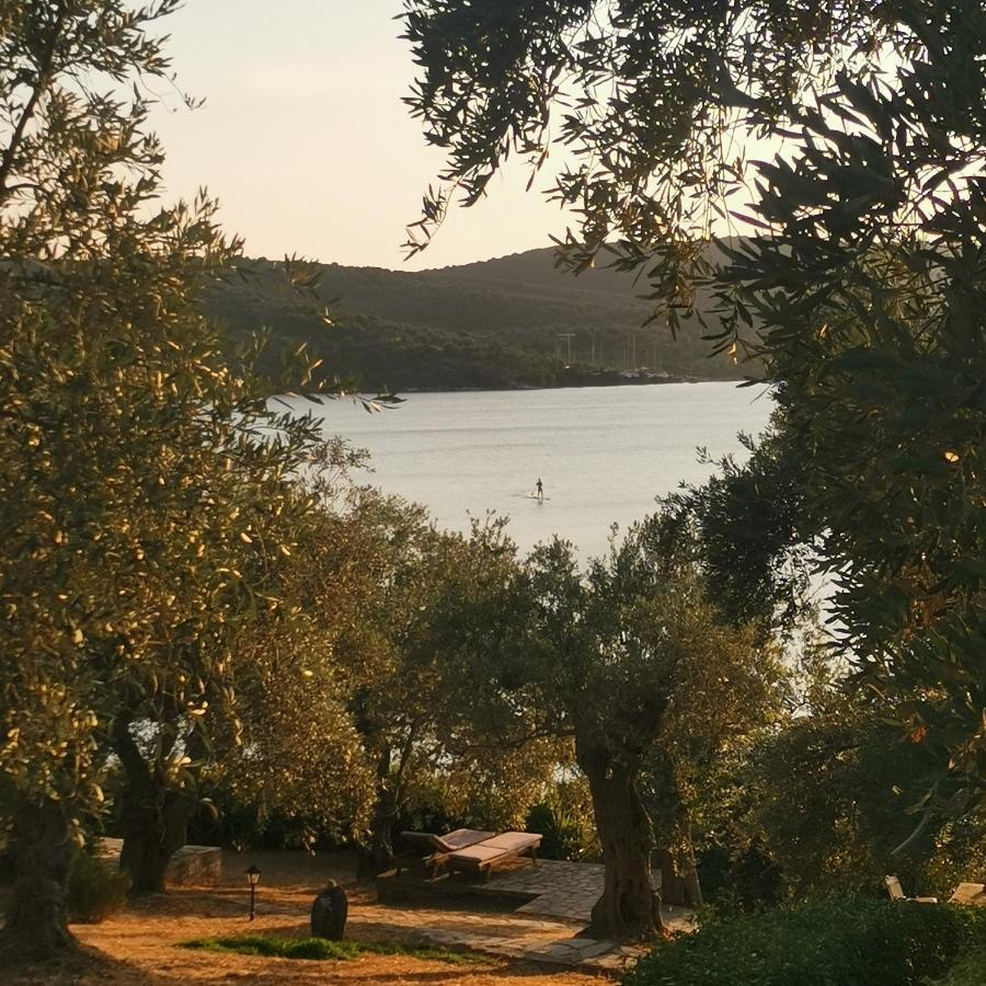 Villa Saint Andrews Bay Milína Esterno foto