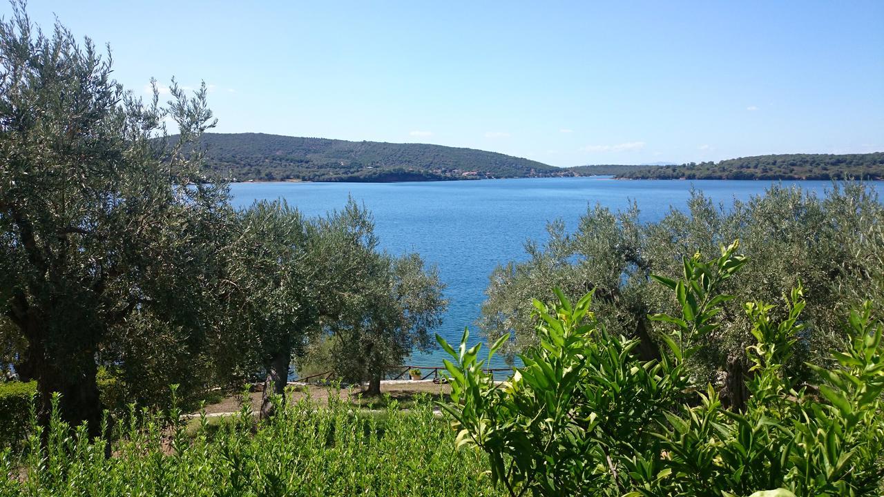 Villa Saint Andrews Bay Milína Esterno foto
